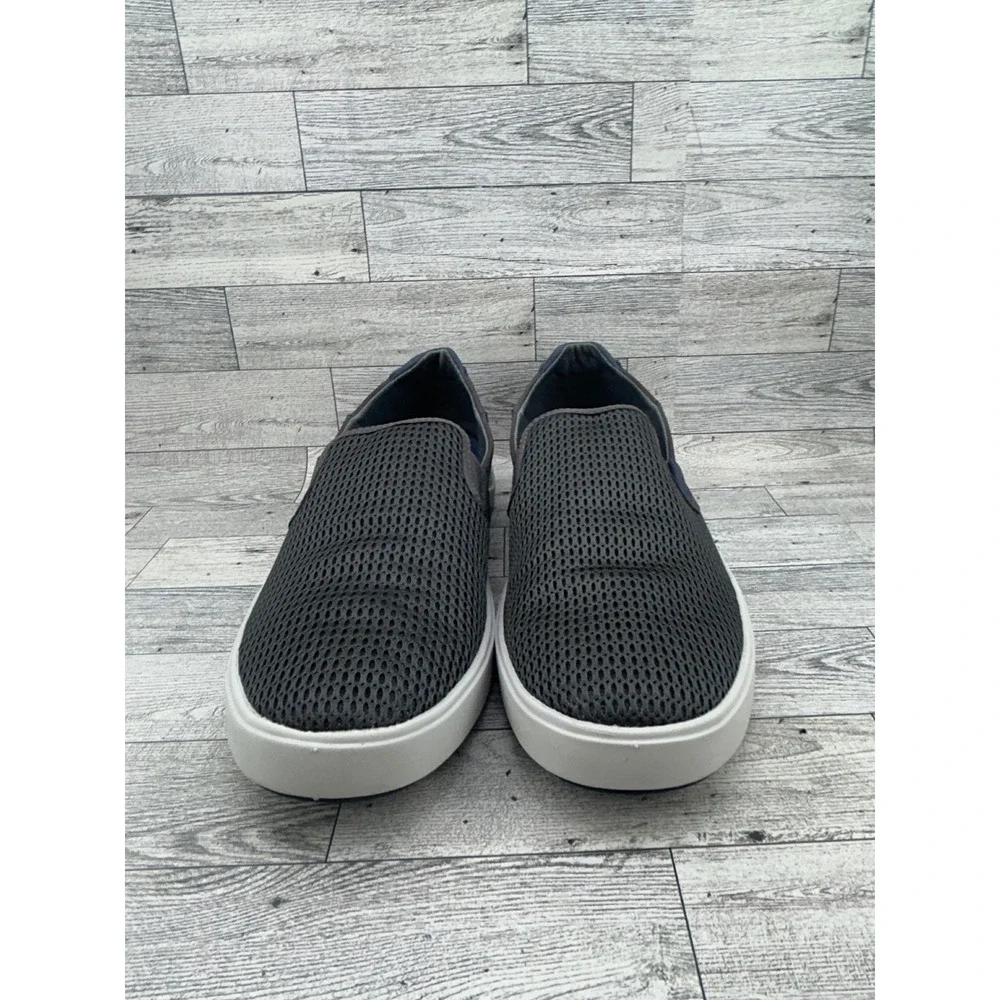 OluKai Lae'ahi Men Sz 10.5 Dark Grey Mesh Slip On Sneakers 10443-PVPV Pavement‎